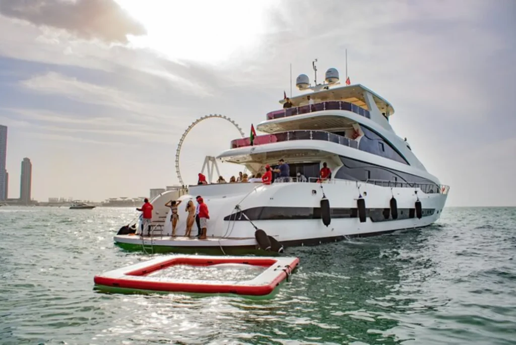 boat hire United Arab Emirates
