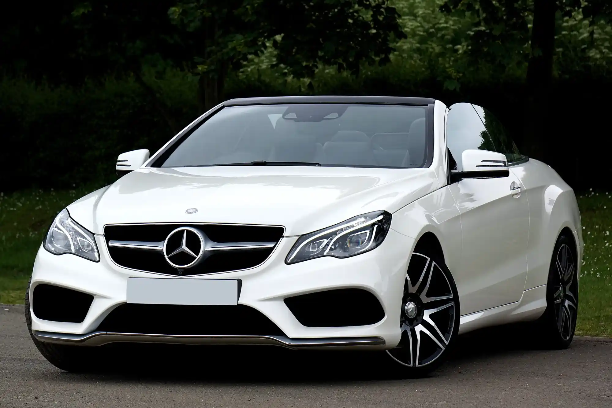 Best Luxury Cars for Dubai Content Creators