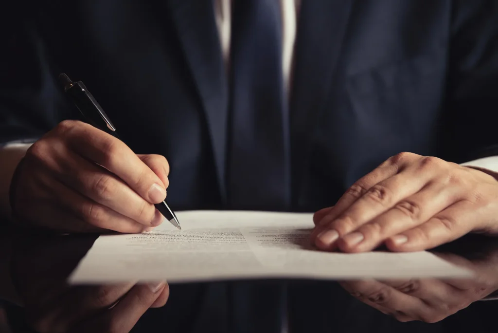 Can Lawyers in Dubai Help With Car Accident Claims