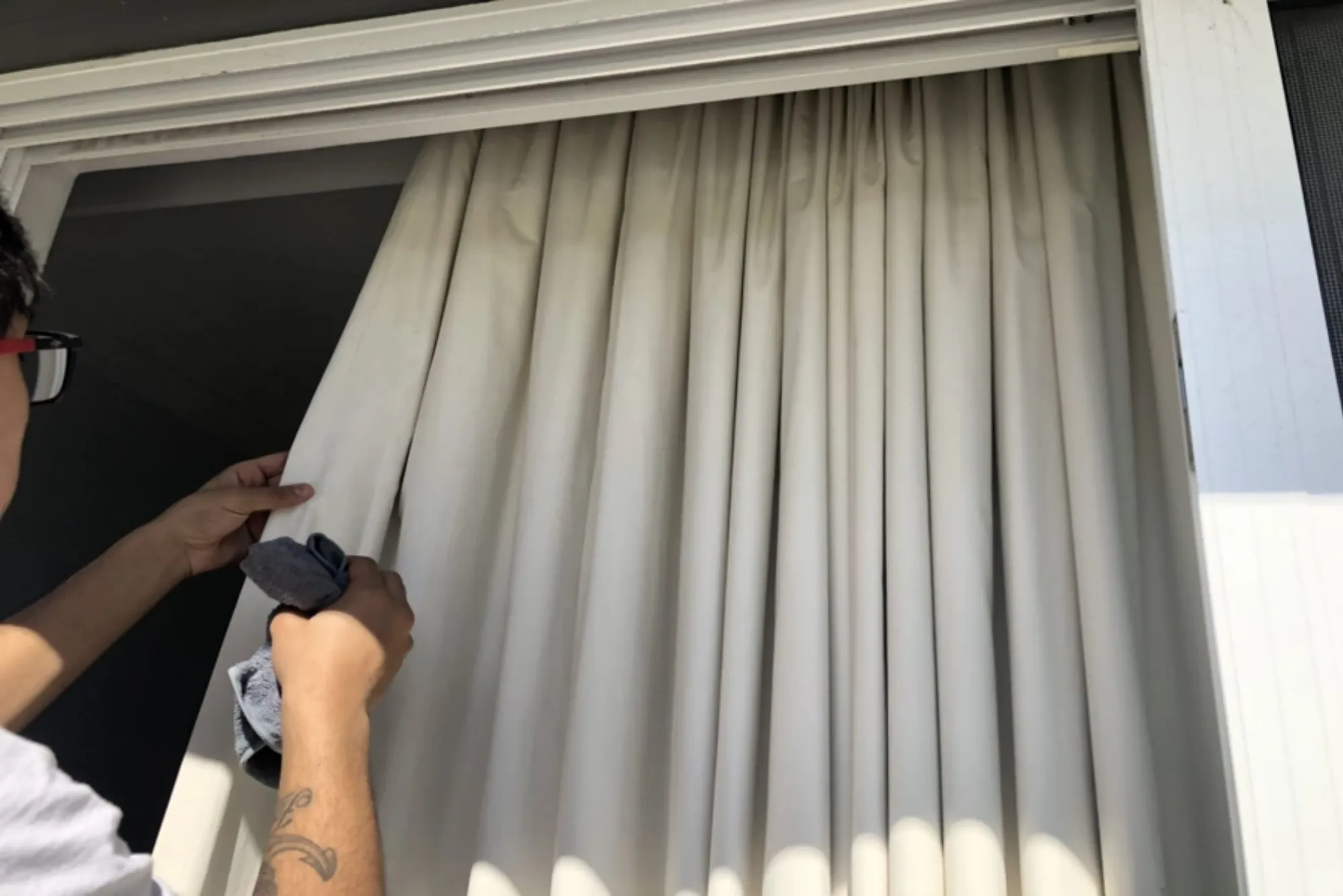 Curtain Fixing in Dubai